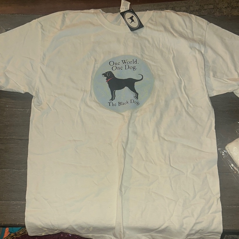 New The Black Dog T-Shirt L NWT vintage 90s White Short Sleeve Tee